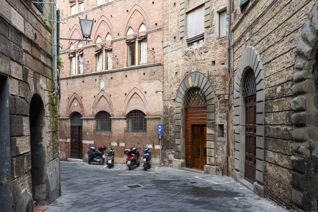 Rinidia - Siena Centro Apartment Bagian luar foto